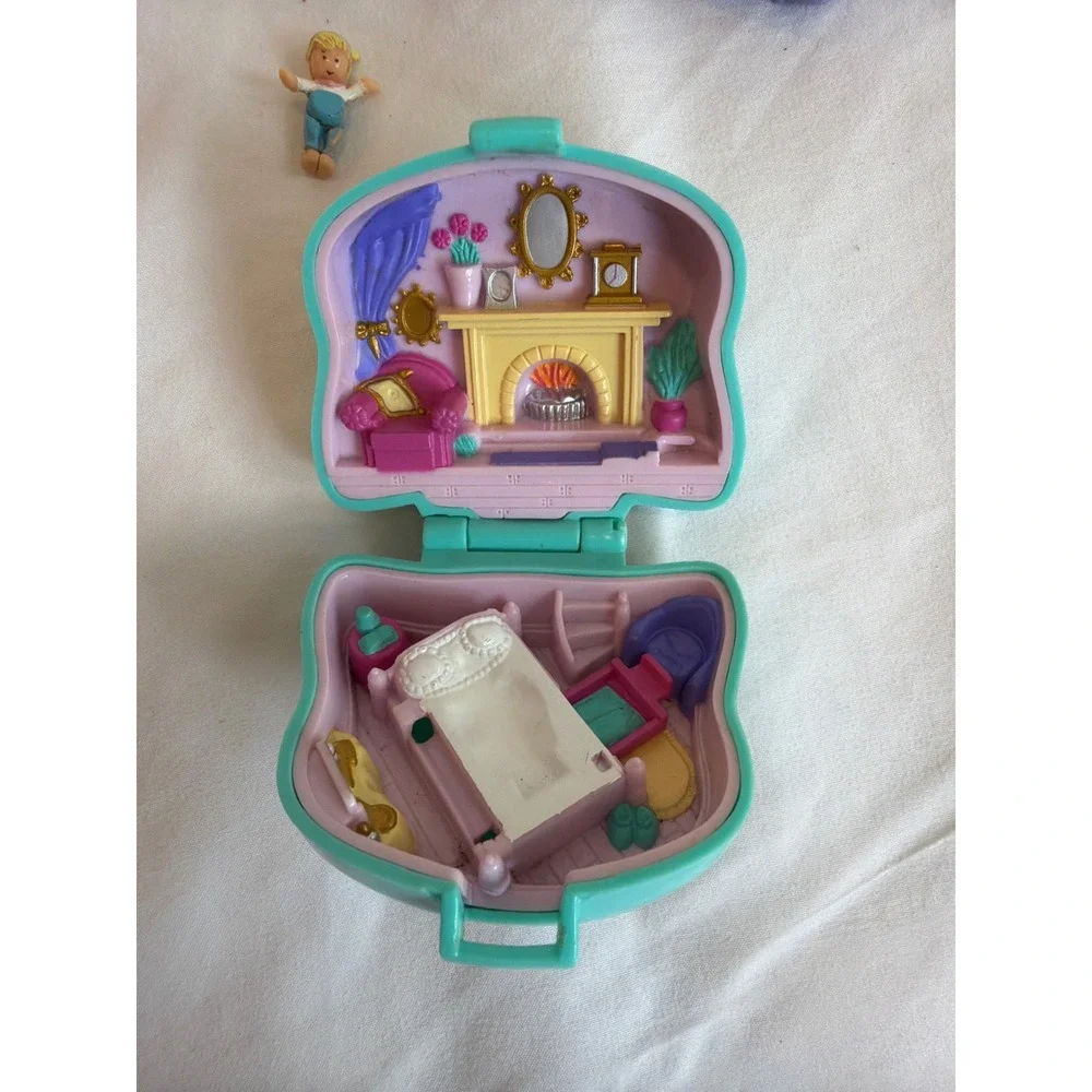 Polly Pocket 1995 Western Pony Arabian Pony Parade 1993 Cuddly‎ Kitten 1994 Bus